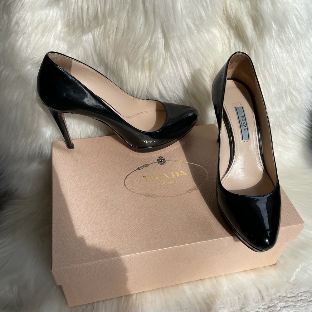 Prada Patent Pumps ✨